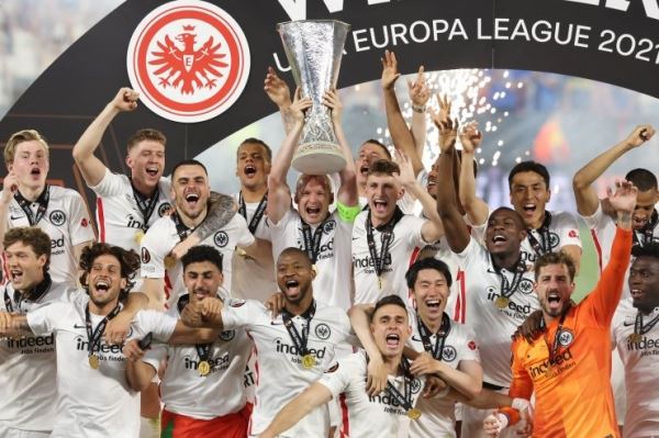 11-я команда Бундеслиги сыграет в Лиге чемпионов. Только факты об «Айнтрахте» и его пути к Кубку УЕФА