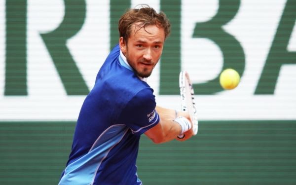 Даниил Медведев проиграл Марину Чиличу в четвёртом раунде Открытого чемпионата Франции